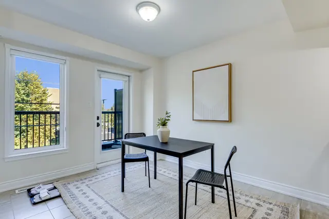 Breakfast area and balcony door